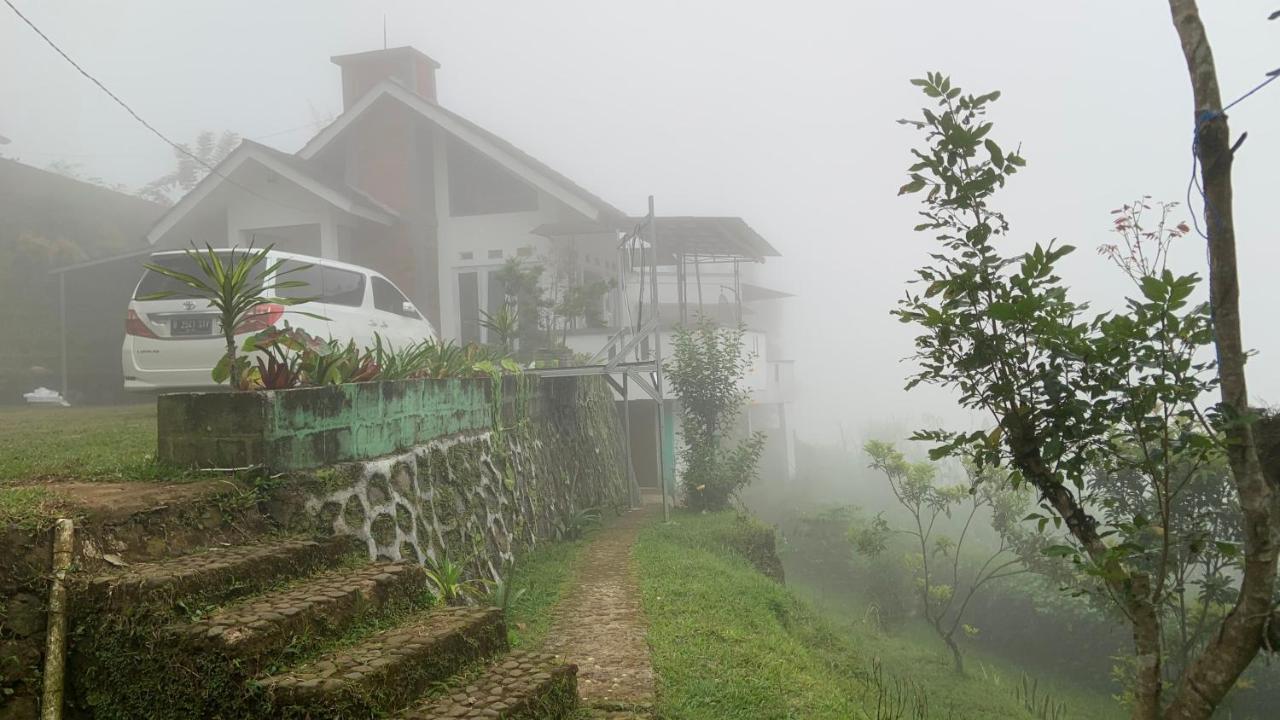 Villa Kay Mountain Bogor Extérieur photo